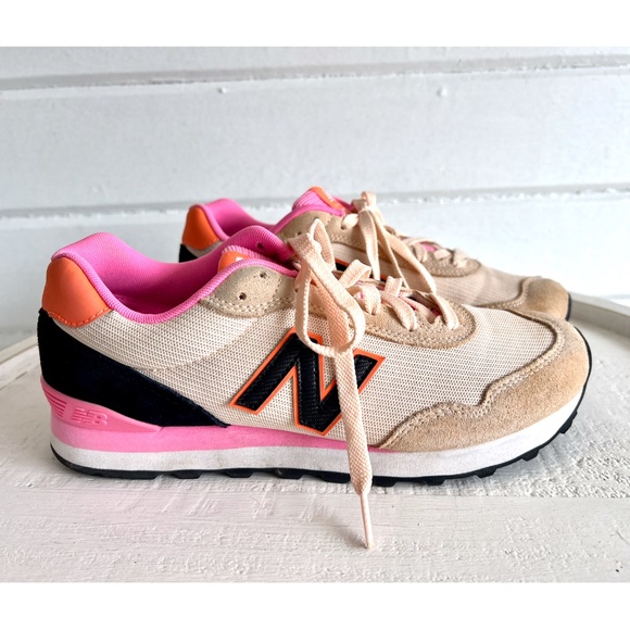 New Balance Women's Pink and Black Sneakers - Picture 2 of 9
